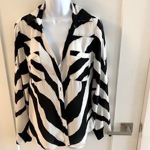 Fitted Button-Up Portofino Shirt Express